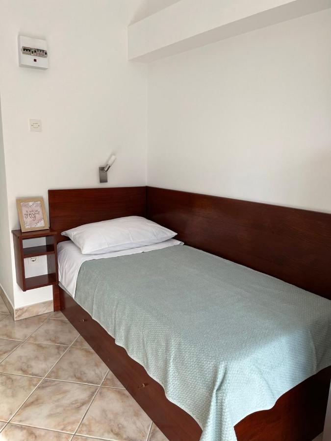 Apartments Marinovic Brzac Екстер'єр фото